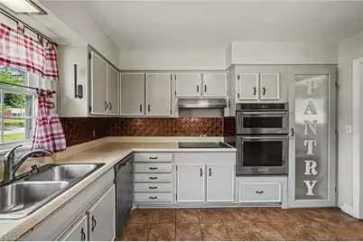 525 N Carr Street, Mebane, NC 27302 - Photo 9