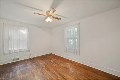 2259 Sherwood Drive, Winston-Salem, NC 27103 - Photo 17
