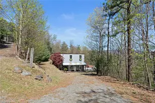 3086 Summit Rd, Purlear, NC 28665 - Photo 29