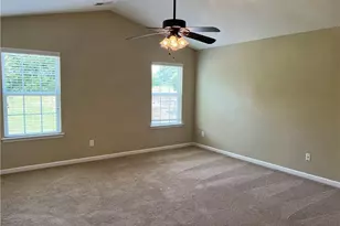 3613 Blue Spruce Ct, Greensboro, NC 27406 - Photo 5