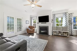 1826 Eastover Ct, Kernersville, NC 27284 - Photo 3