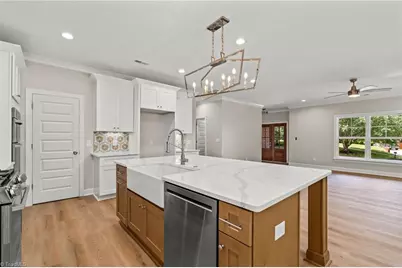 105 Kingsmill Court, Advance, NC 27006 - Photo 11