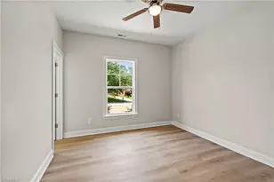 105 Kingsmill Ct, Advance, NC 27006 - Photo 27