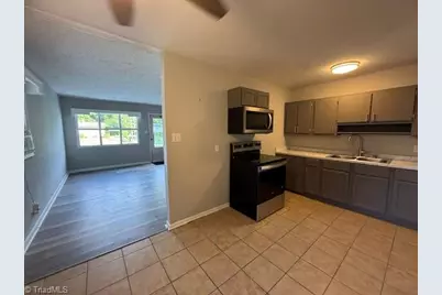1012 Meadowbrook Boulevard, High Point, NC 27260 - Photo 5