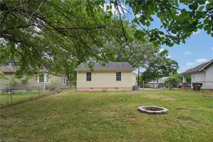 931 Marlboro St, High Point, NC 27260 - Photo 29