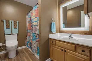 1719 Brittany Ridge Dr, Kernersville, NC 27284 - Photo 17