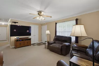 1719 Brittany Ridge Drive, Kernersville, NC 27284 - Photo 7