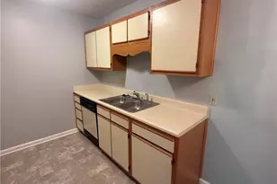 5519 Hornaday Rd, Greensboro, NC 27409 - Photo 7