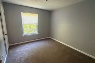 5519 Hornaday Rd, Greensboro, NC 27409 - Photo 9