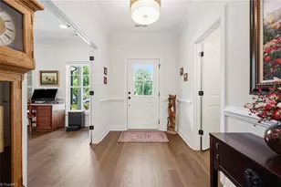 477 Rosewood Dr, Winston-Salem, NC 27127 - Photo 9