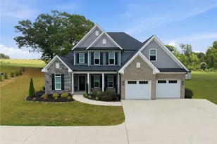 477 Rosewood Dr, Winston-Salem, NC 27127 - Photo 3