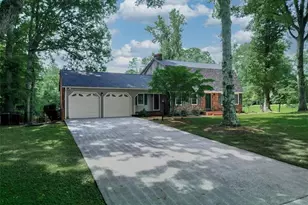 223 Knollwood Dr, Elkin, NC 28621 - Photo 3