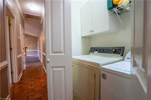1504 Rankin Mill Rd, Greensboro, NC 27405 - Photo 25