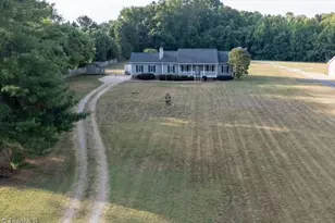 1504 Rankin Mill Rd, Greensboro, NC 27405 - Photo 7