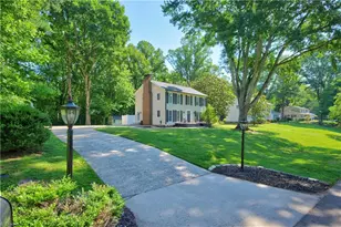 553 Cross Creek Dr, Mount Airy, NC 27030 - Photo 3