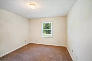 2350 Oakton Dr, Clemmons, NC 27012 - Photo 21