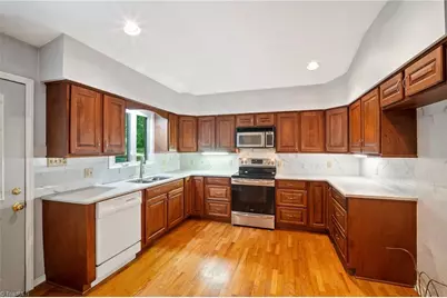 2350 Oakton Drive, Clemmons, NC 27012 - Photo 11