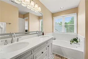 3116 Southhampton Dr, Jamestown, NC 27282 - Photo 9