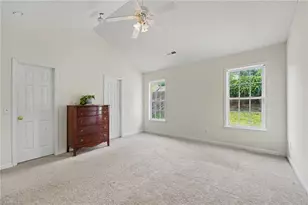 1917 Wheatfield Ct, Greensboro, NC 27405 - Photo 9