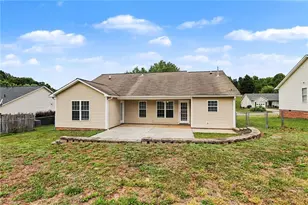 1613 Park Terrace Ln, Winston-Salem, NC 27127 - Photo 17