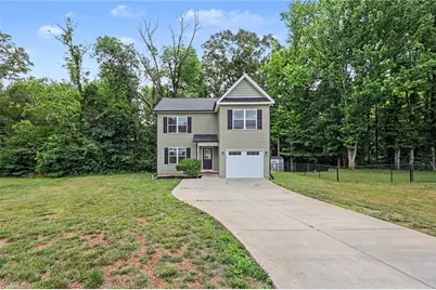 138 Gumtree Court, Mocksville, NC 27028 - Photo 3