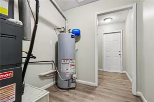 1605 Stoneybrook Dr, High Point, NC 27265 - Photo 15
