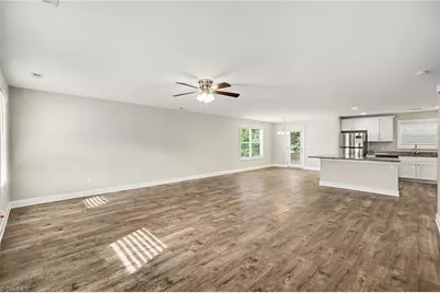 1462 Mayfair Drive, Conover, NC 28613 - Photo 5