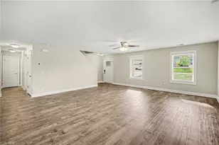 1462 Mayfair Dr, Conover, NC 28613 - Photo 3