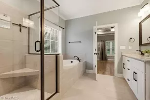 179 Pipers Rdg W, Winston-Salem, NC 27127 - Photo 21