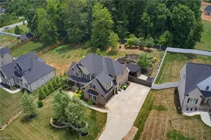 179 Pipers Rdg W, Winston-Salem, NC 27127 - Photo 3