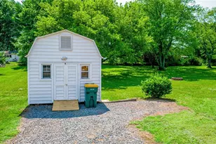 2722 Darrow Rd, Walkertown, NC 27051 - Photo 29