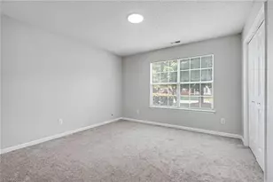 7518 Prindle Lake Dr, Charlotte, NC 28277 - Photo 19