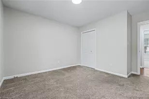7518 Prindle Lake Dr, Charlotte, NC 28277 - Photo 17
