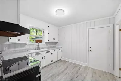 912 Virginia Avenue, Burlington, NC 27217 - Photo 9