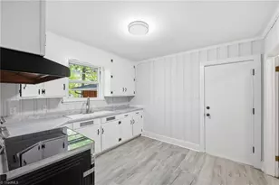 912 Virginia Ave, Burlington, NC 27217 - Photo 9