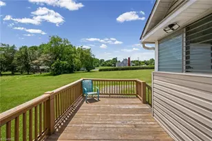 630 Pleasant Hill Dr, Elkin, NC 28621 - Photo 27