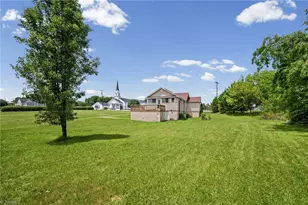 630 Pleasant Hill Dr, Elkin, NC 28621 - Photo 9