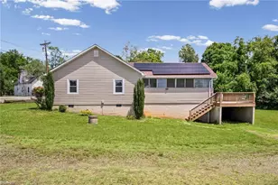 630 Pleasant Hill Dr, Elkin, NC 28621 - Photo 25