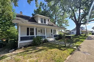 309 Taylor St, Mount Airy, NC 27030 - Photo 1