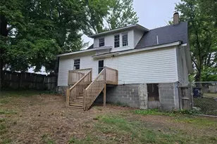 309 Taylor St, Mount Airy, NC 27030 - Photo 27