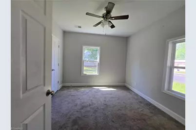 106 S Fieldcrest Road, Eden, NC 27288 - Photo 15