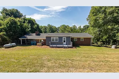858 Nc Highway 62 W, Greensboro, NC 27406 - Photo 5