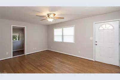 858 Nc Highway 62 W, Greensboro, NC 27406 - Photo 9