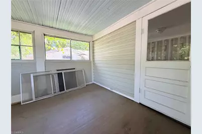 407 E Street, North Wilkesboro, NC 28659 - Photo 17