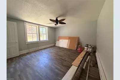 407 E Street, North Wilkesboro, NC 28659 - Photo 13
