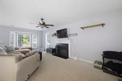 3007 Southampton Drive, Jamestown, NC 27282 - Photo 9