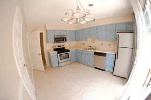 545 Mystic Dr, Greensboro, NC 27406 - Photo 11