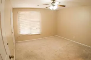 545 Mystic Dr, Greensboro, NC 27406 - Photo 5