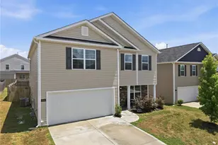6824 Keeneland Dr, Whitsett, NC 27377 - Photo 3