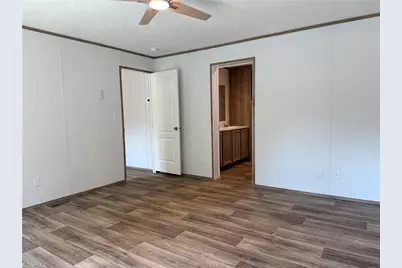 224 Briar Creek Court, Thomasville, NC 27360 - Photo 17